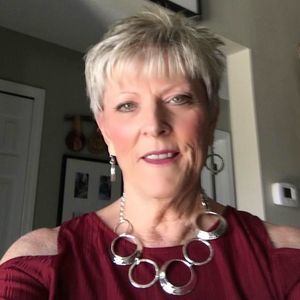 Meet your Posher, Kathy